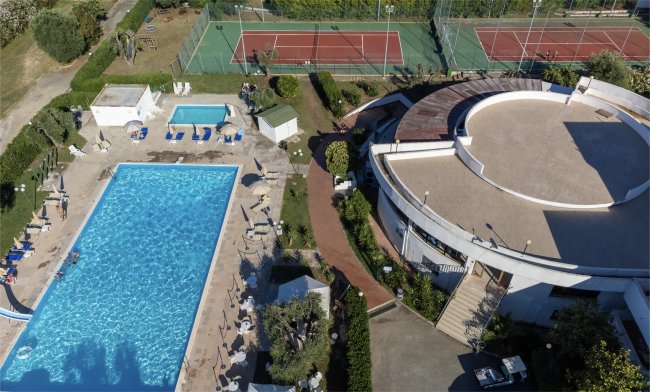 Mira Hotel Residence