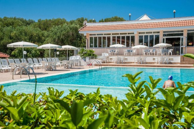 Villaggio Turistico Camping Dell'isola